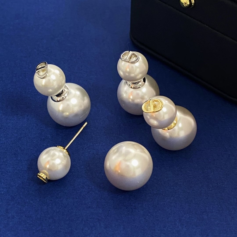 ch**an D*or earrings